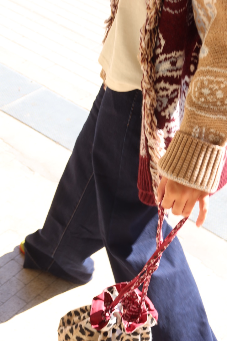 14D75022-2C9C-40A8-AAAF-31EF21E9E35E_1_105_c